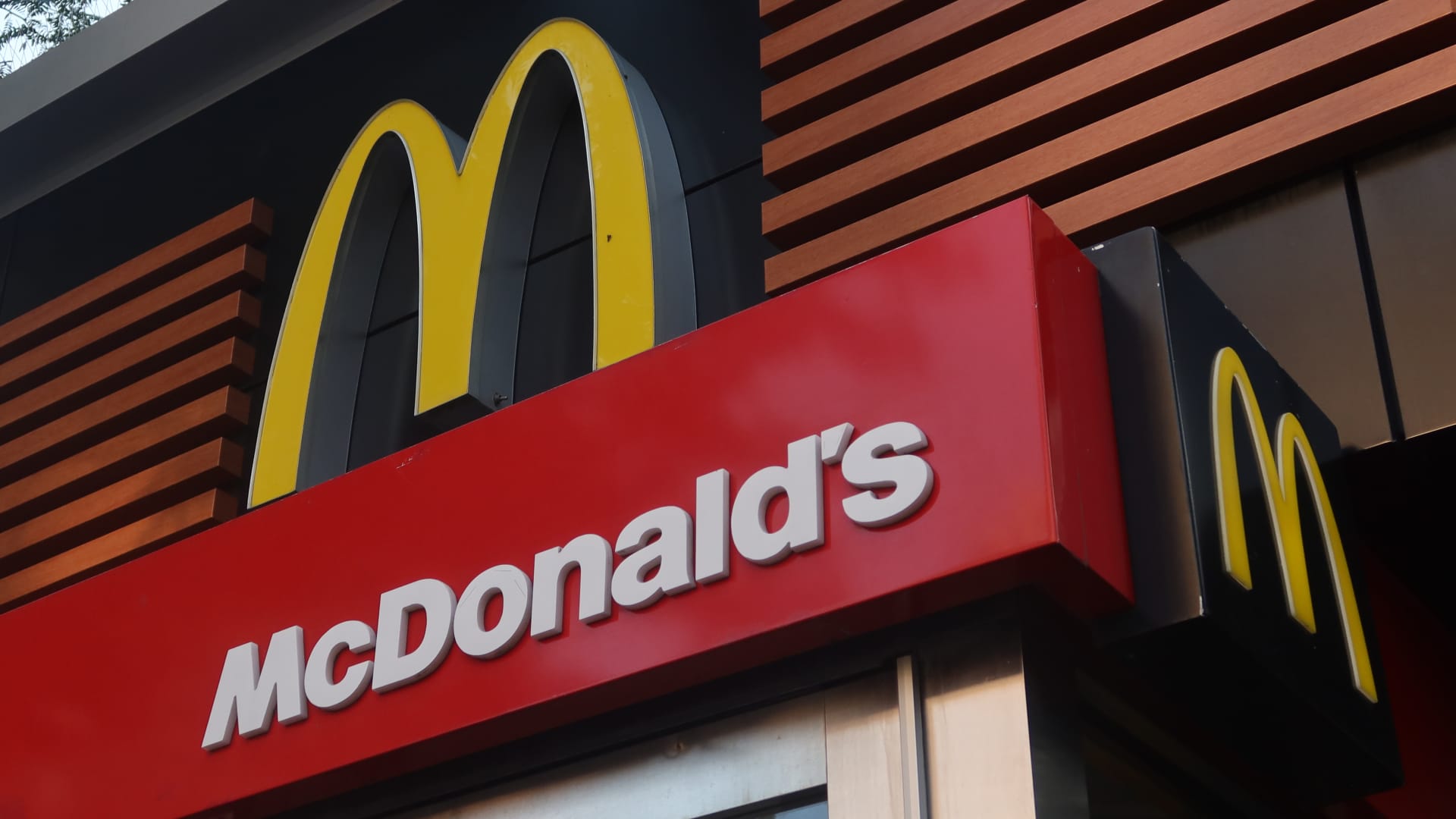 Featured image for McDonald's Earnings Preview: Expectations, Strategies, and Stock Outlook