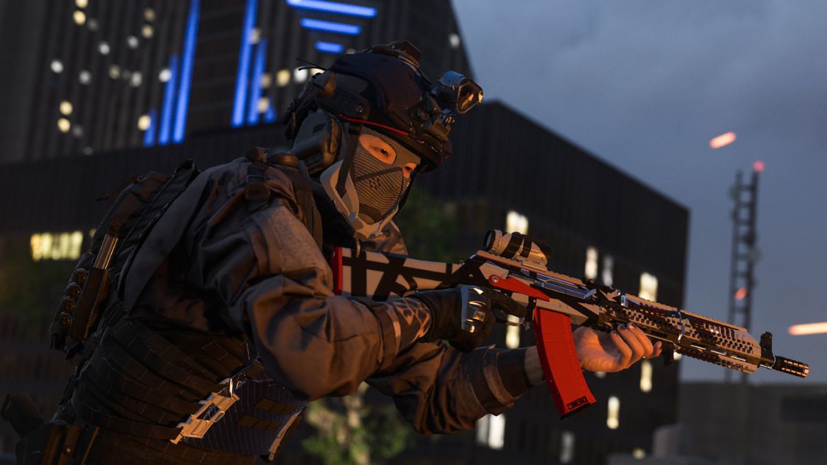 Featured image for "Top Warzone 2 Tips and Loadouts for Season 4"