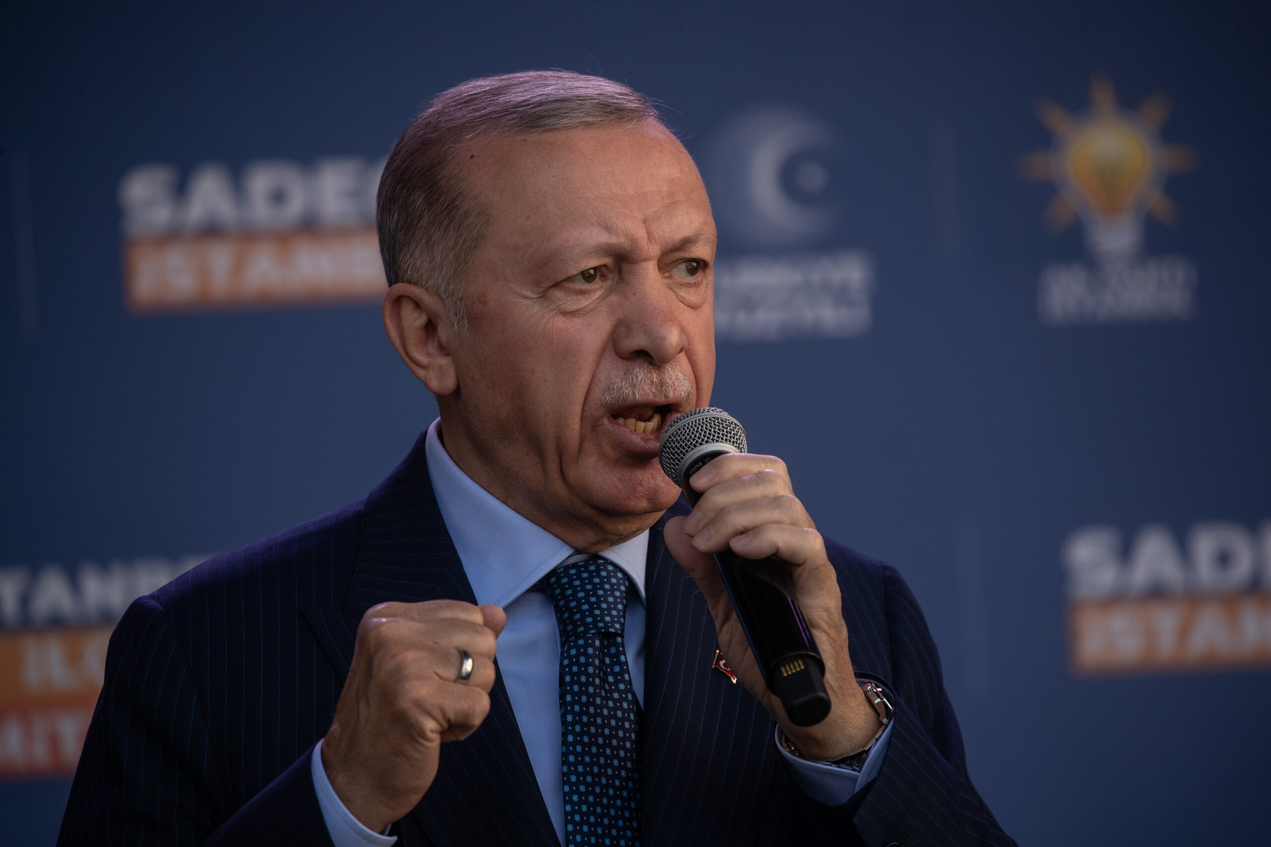 "U.S. Considers Sanctions on Turkey Over Trade Restrictions Against Israel"