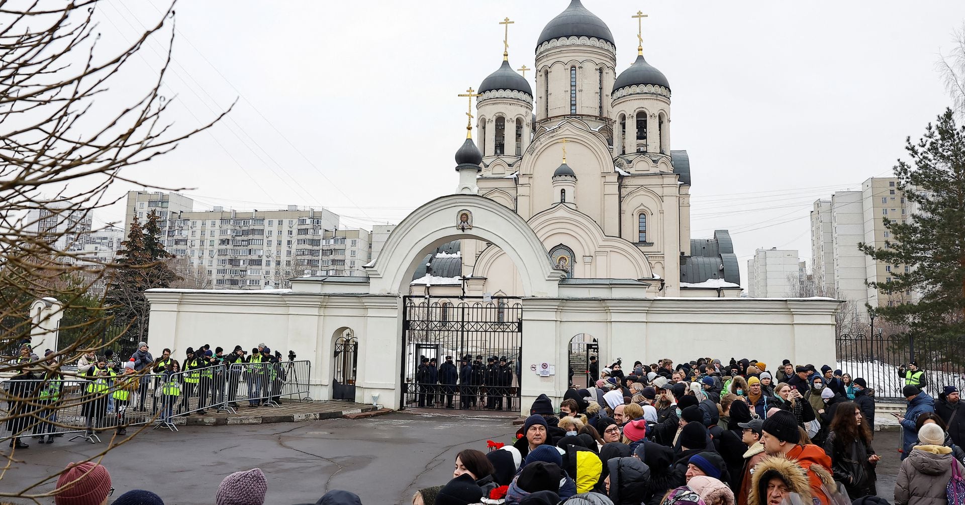 "Security Tight as Alexei Navalny Laid to Rest in Moscow"