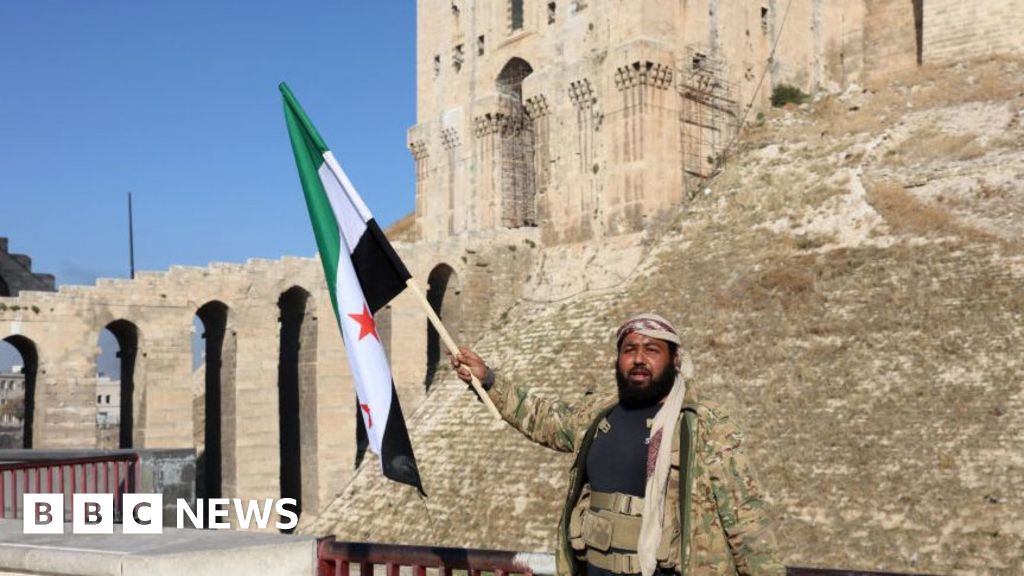 Rebels Gain Ground in Aleppo Amid Russian Airstrikes