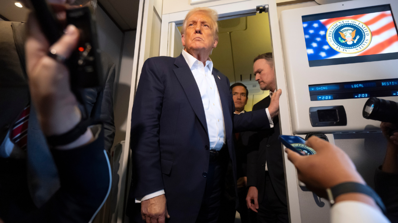 Featured image for Trump Expresses Interest in a Third Term but Rules Out Running as VP