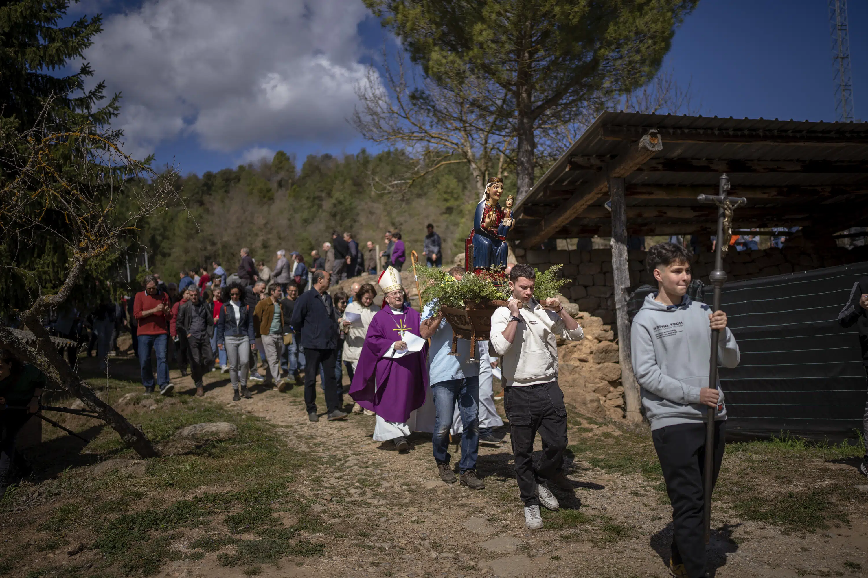 Spanish farmers hold Mass to pray for rain during drought.