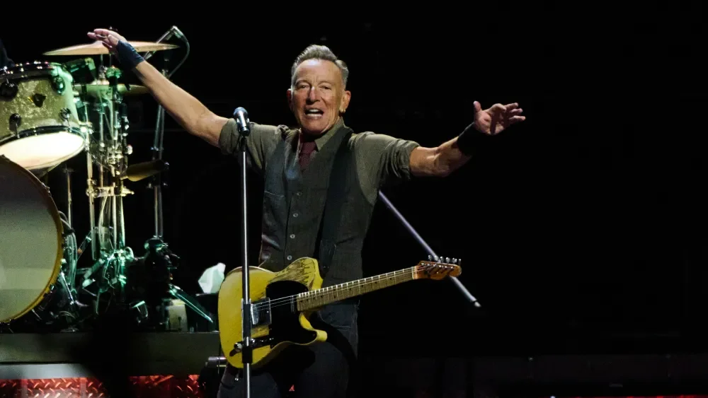 Bruce Springsteen Tickets Open Wide: $84 to $3,007 Range on Day One