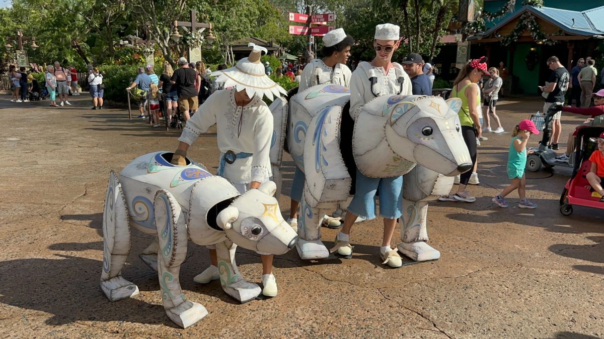 "Disney World's 2023 Holiday Lineup: New Events and Classic Favorites Return!"