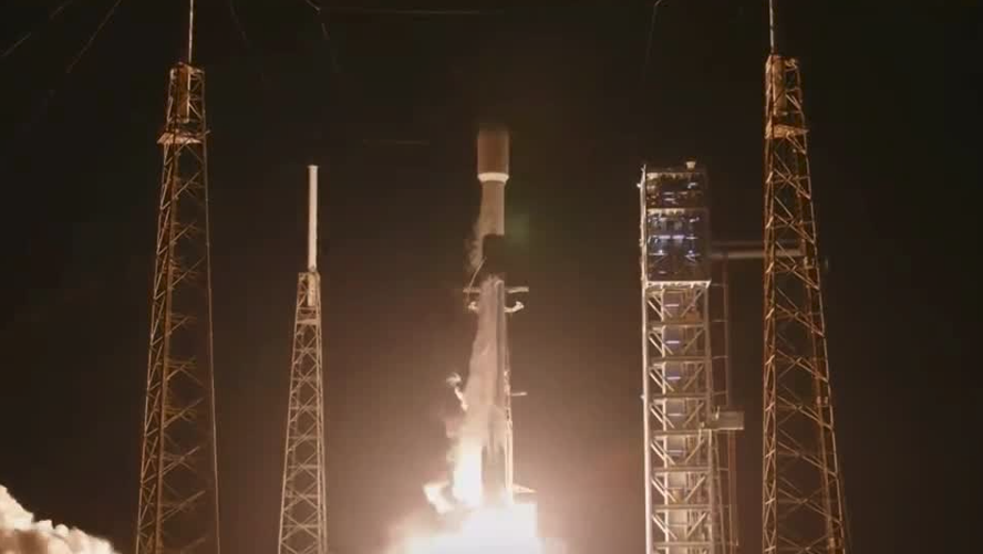 SpaceX's Falcon 9 Successfully Launches Starlink Satellites from Cape Canaveral