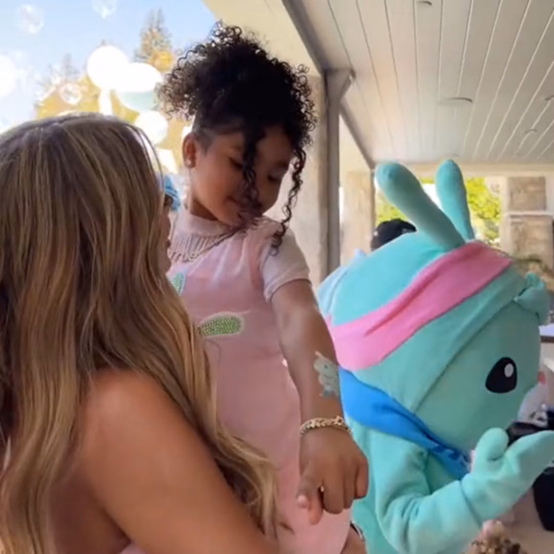 Featured image for Kardashian-Jenner Clan Celebrates True Thompson's 5th Birthday with Octonauts and Ocean-Themed Party.