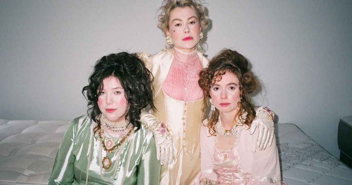 Featured image for Boygenius: The Sad Superstars of Diaristic Folk-Pop