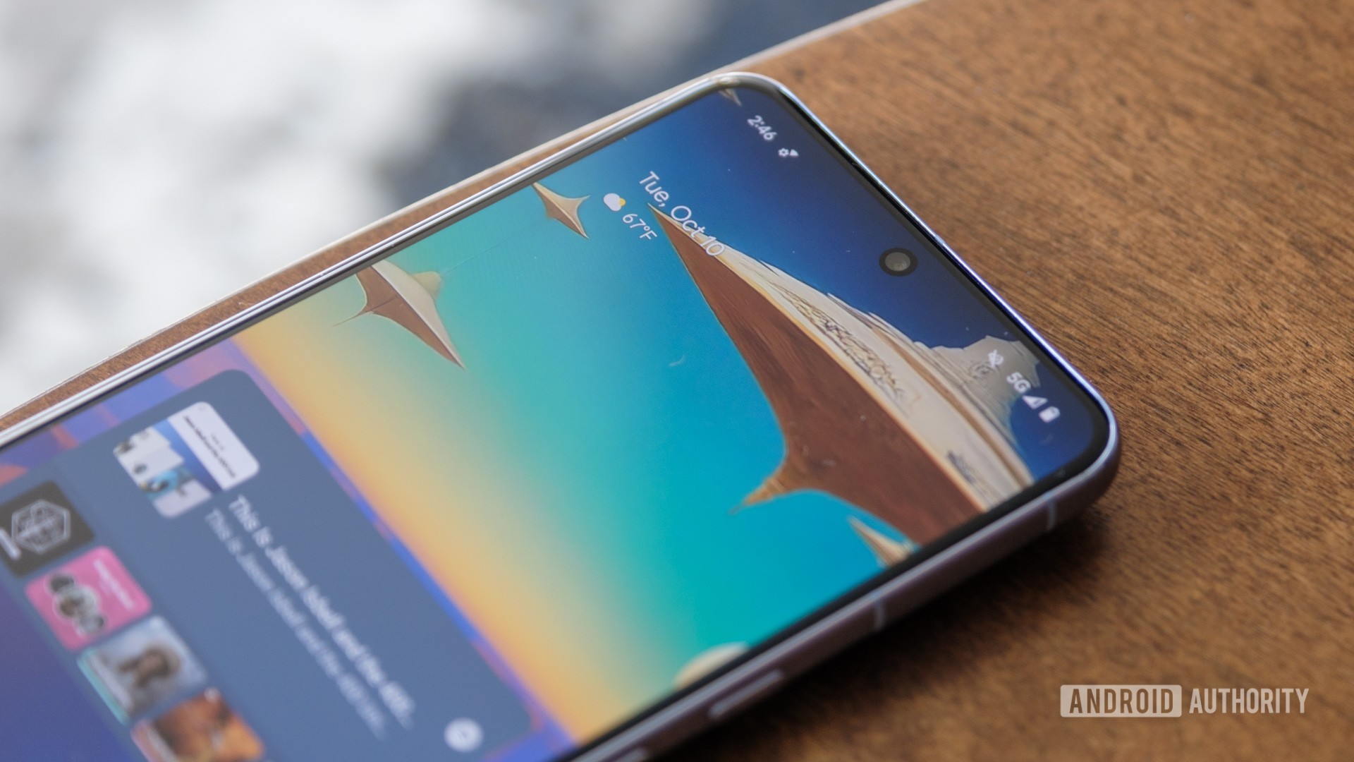 "Wooden Wonder: The Future of Smartphone Screens May Be Forest-Sourced"