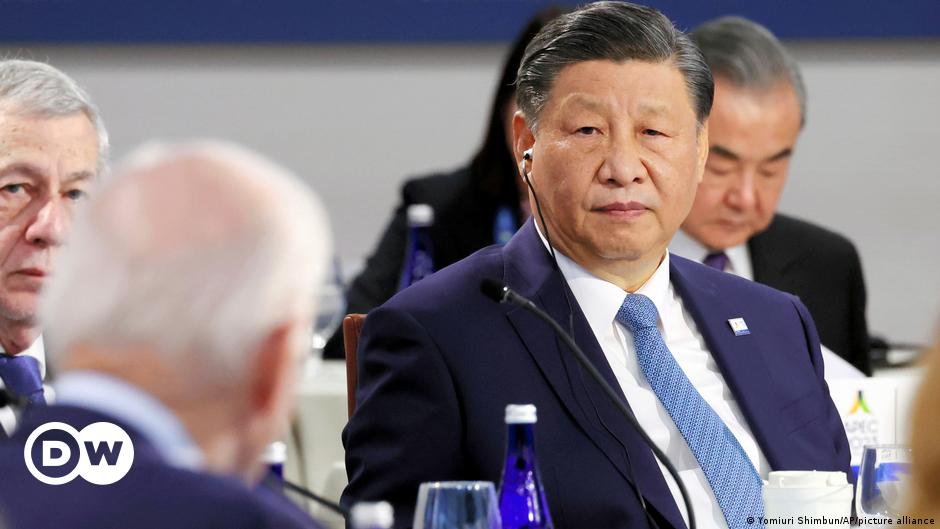 Featured image for "Deciphering 2024: Economic Trends, Consumer Spending, and Unforeseen Challenges"