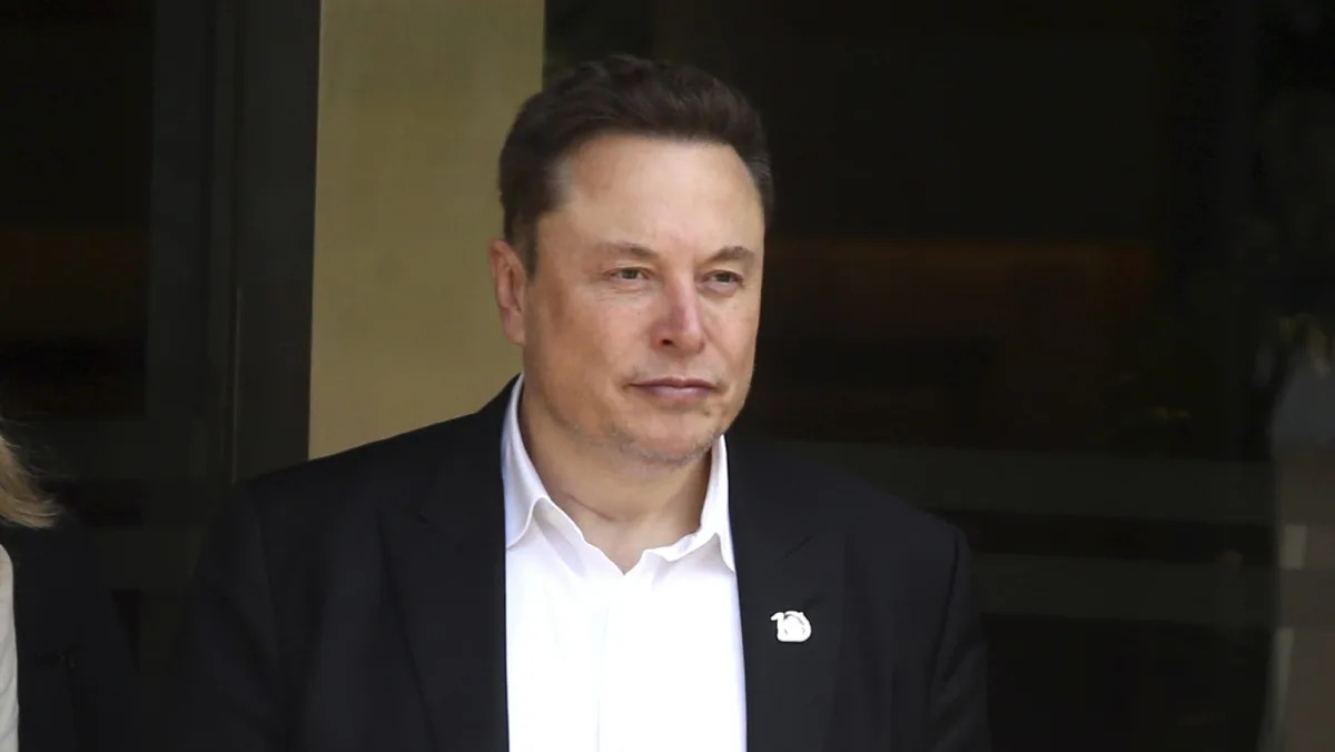 Glass Lewis Urges Tesla Shareholders to Reject Musk's $56B Pay Deal