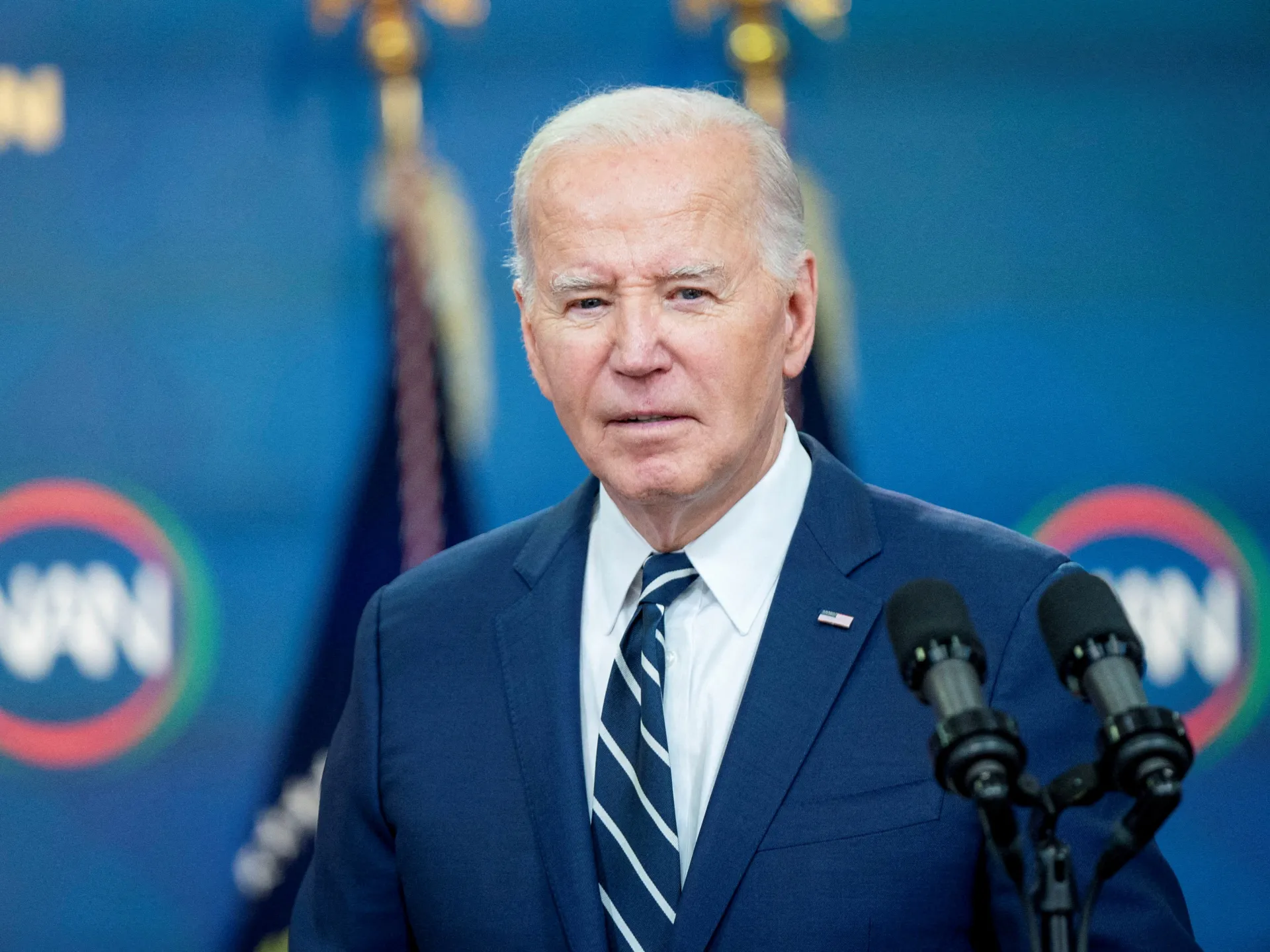 "US Warships Defend Israel Amid Escalating Iran Tensions"