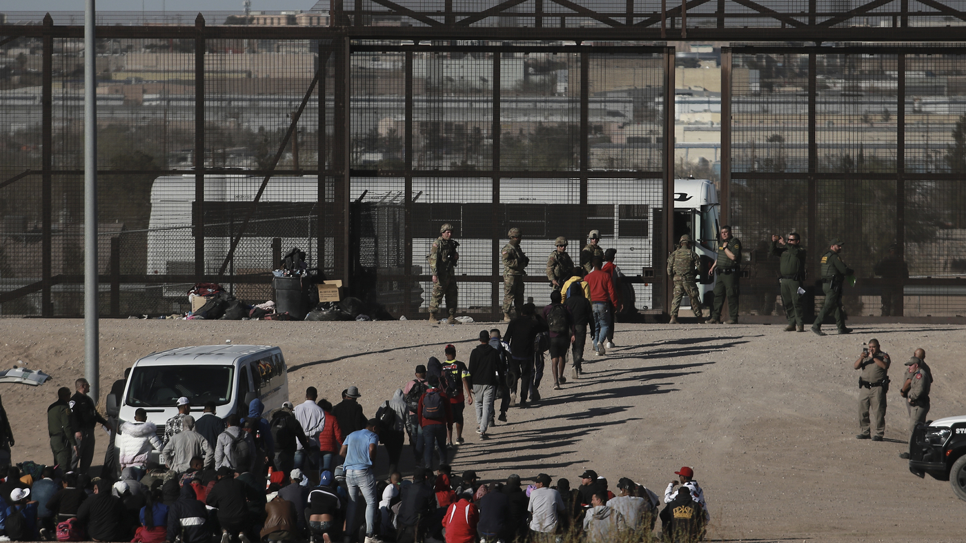 Biden's Border Plan to Curb Migration Amid Lifting of Pandemic Restrictions
