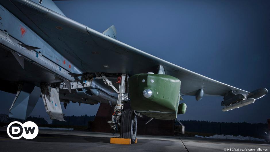 Featured image for Germany Launches Probe into Russian 'Information War' Spy Leak