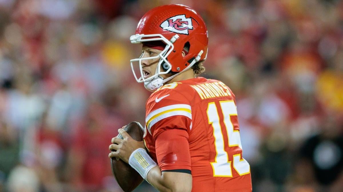 "NFL Week 9: Cowboys triumph over Eagles, Packers dominate Rams, Patriots conquer Commanders"