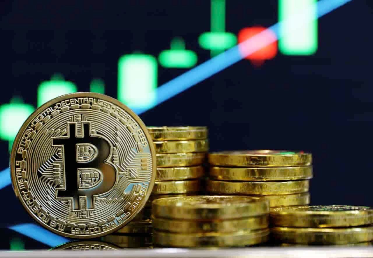 Bitcoin's Price Surge: Experts Predict $200,000 Target Before Halving