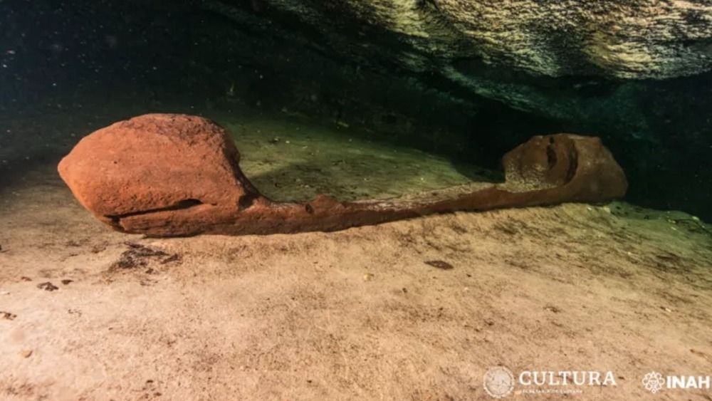Featured image for Ancient Maya Canoe Unearthed in Mexican 'Underworld Portal'
