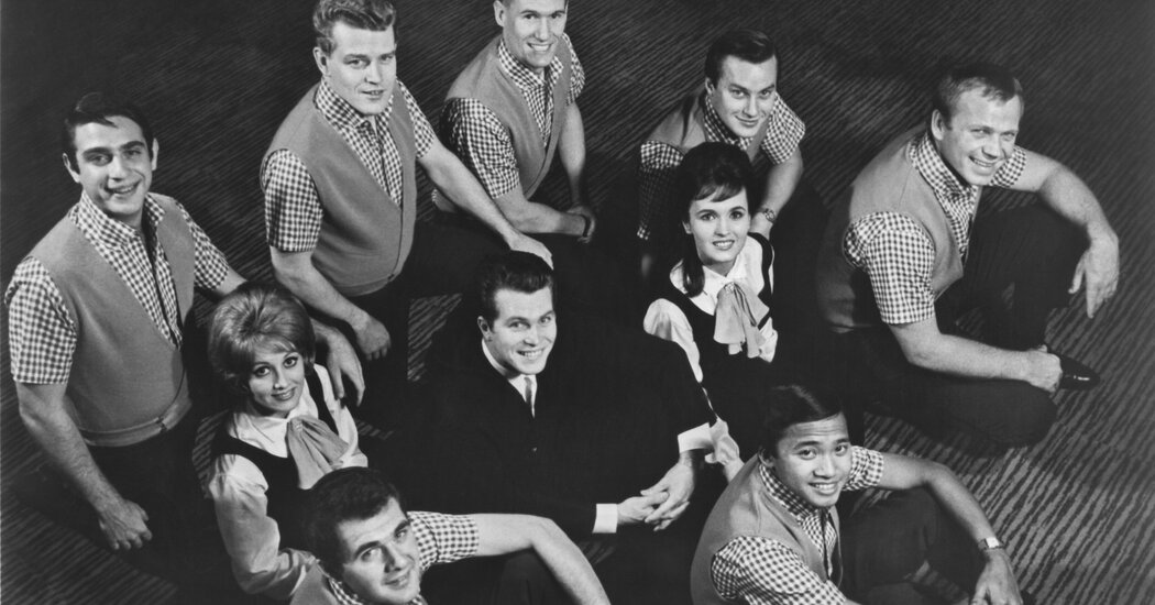 "New Christy Minstrels Founder Randy Sparks Passes Away at 90"