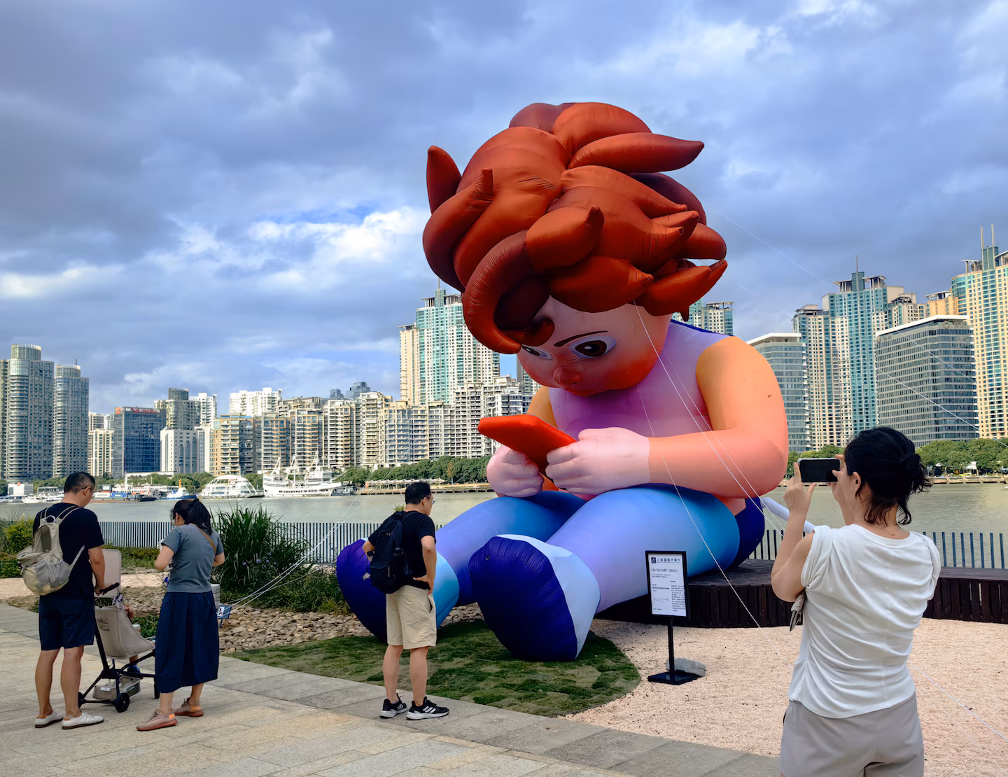 Featured image for Early Smartphone Use Linked to Health and Mental Risks in Teens