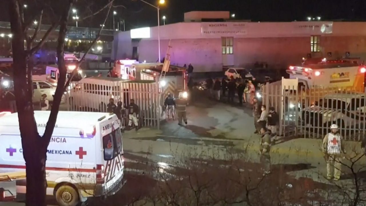 Deadly Fire at Mexican Migrant Facility Leads to Arrest Warrants