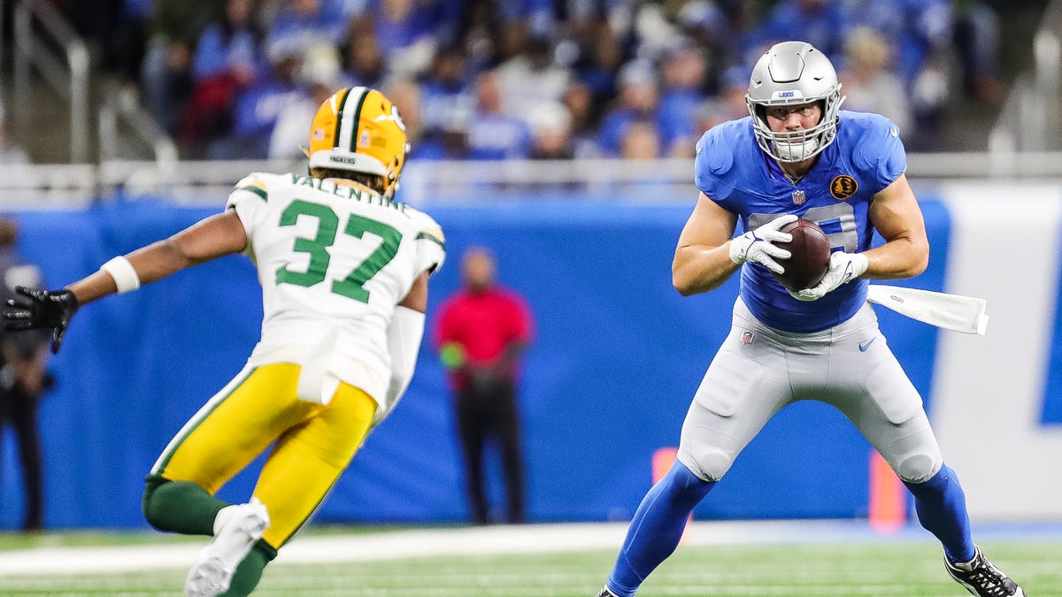 Featured image for "49ers' Offer Puts Detroit Lions in Tight Spot with Brock Wright"