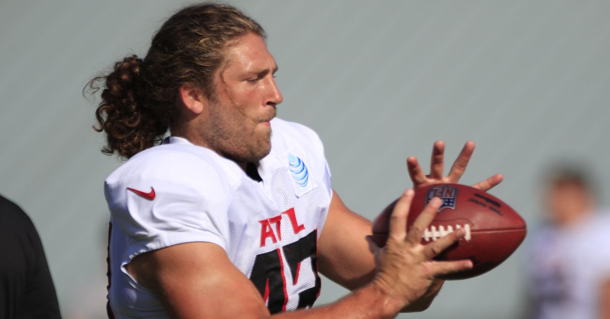 Featured image for Falcons Reshuffle Roster: Sign WRs Baldwin and Hiliare, Release TE Fisk