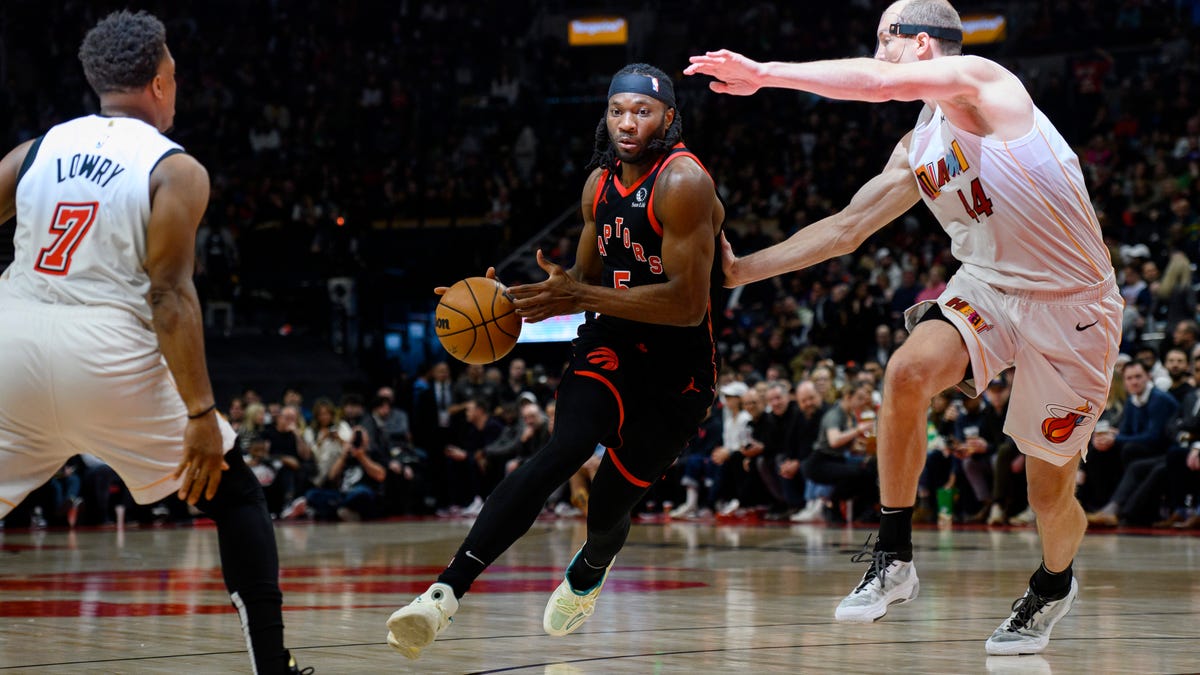 NBA Playoffs 2023: Chaos and Controversy Surrounding Play-in Tournament.