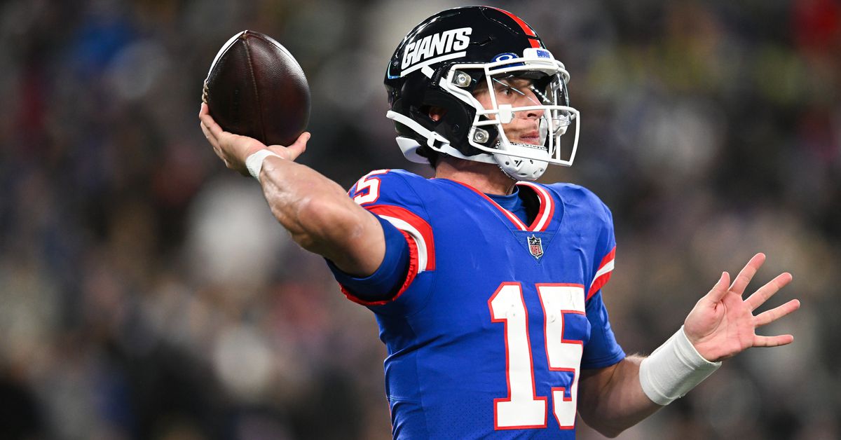 Featured image for "Packers' Defensive Struggles and Tommy DeVito's Stellar Performance Shake Up NFC Landscape"