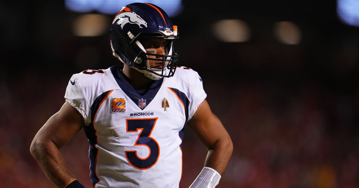 Featured image for "Denver Broncos' Dilemma: Benching Russell Wilson or Making Trades to Save Their Future?"
