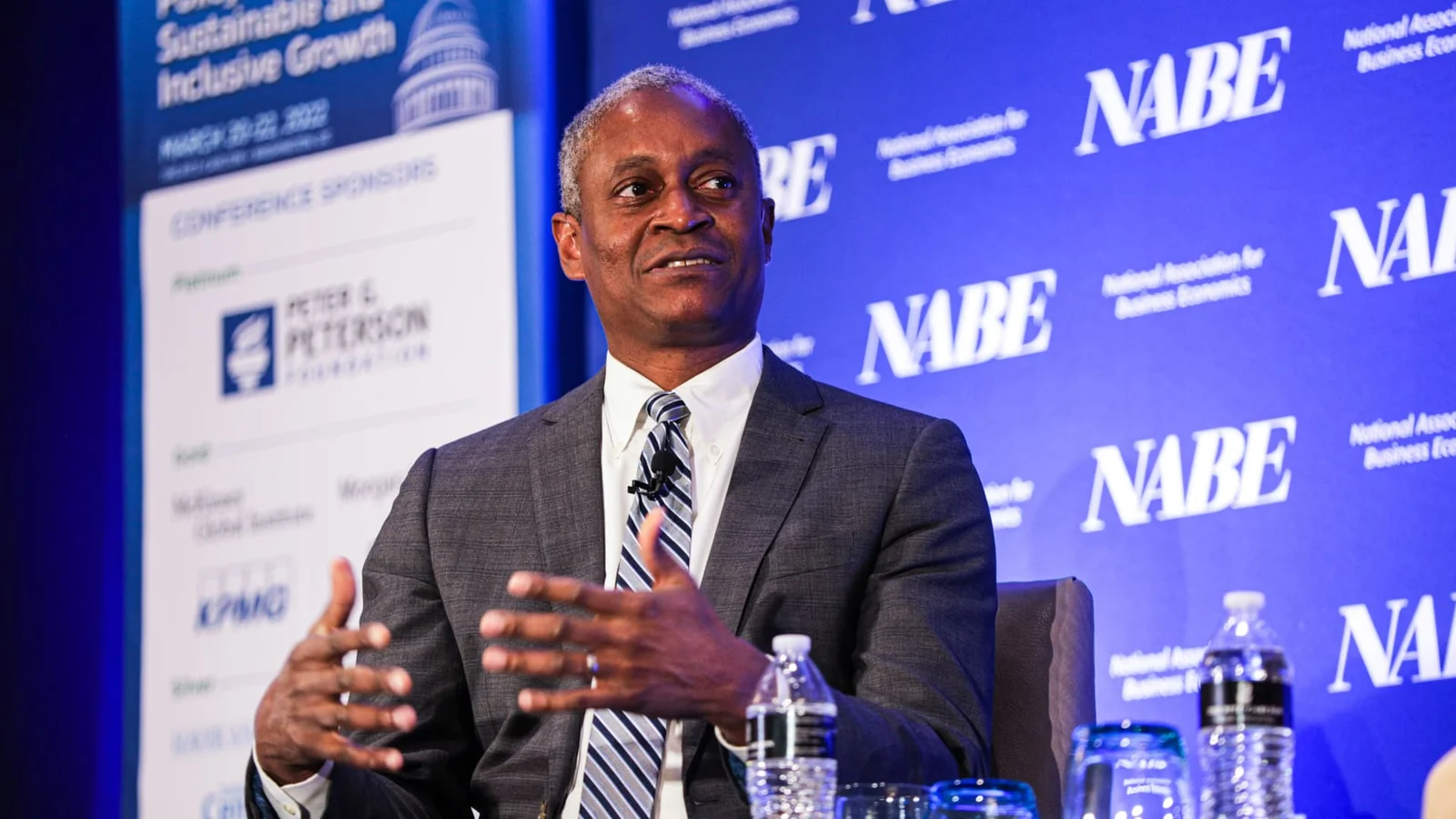 Fed's Bostic Urges Caution and Steady Rates to Avoid Unnecessary Pain