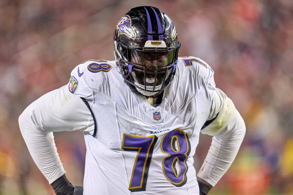 "Jets Trade for Ravens OT Morgan Moses, Bolstering Offensive Line"