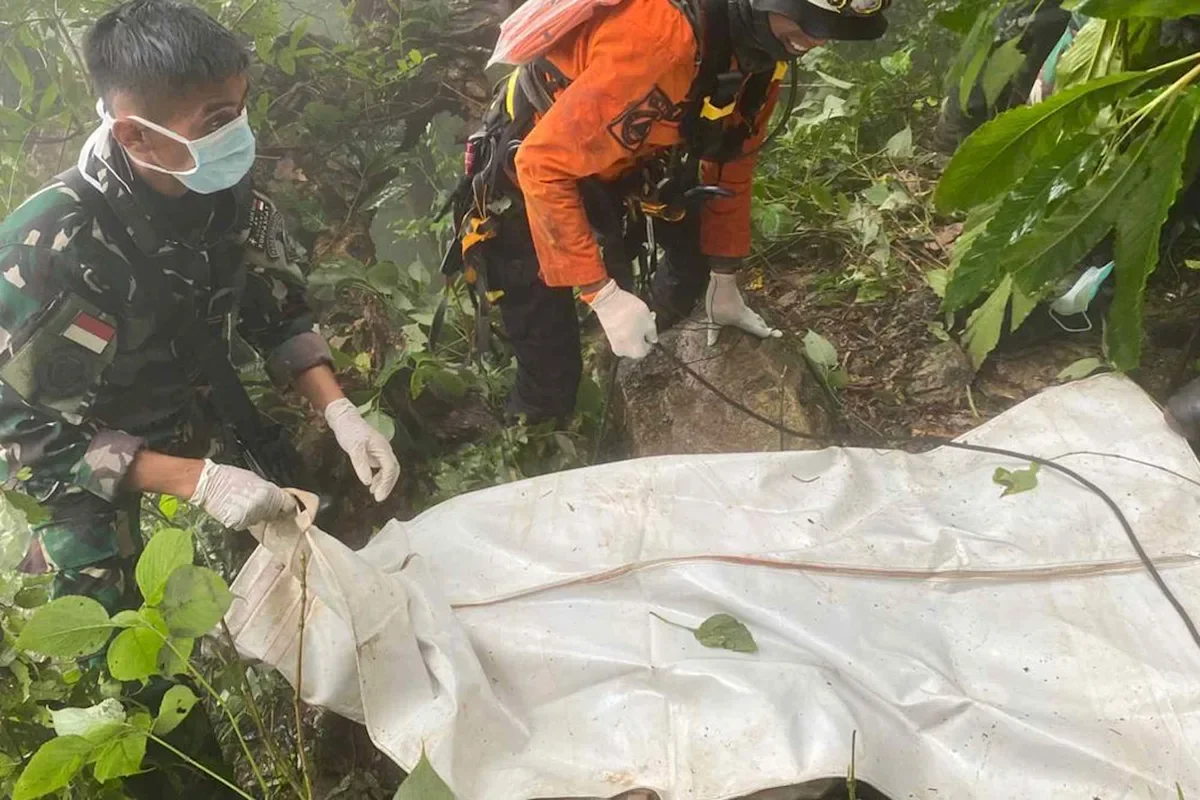 All 10 victims recovered after Indonesia plane crash in South Sulawesi