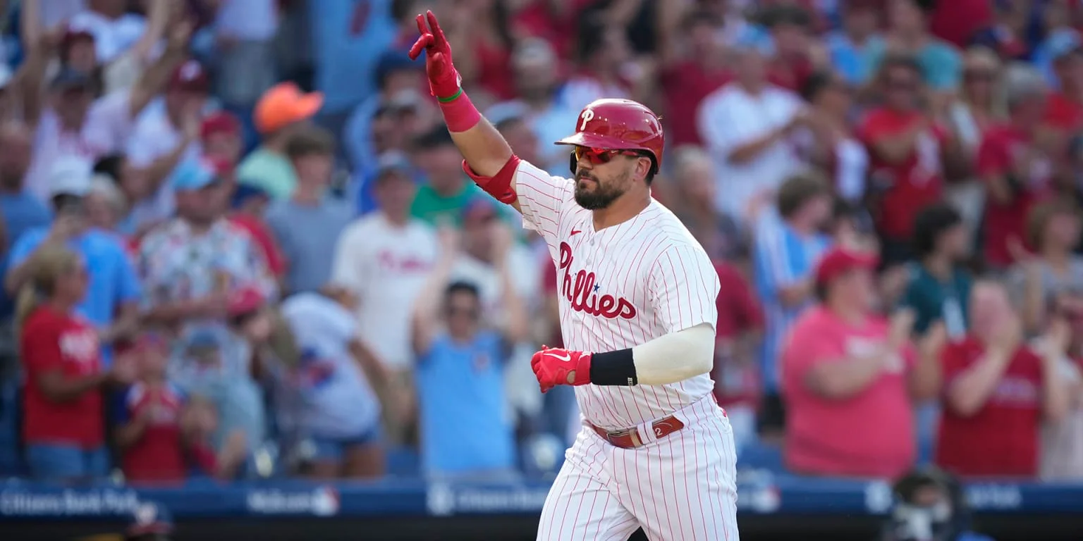"Kyle Schwarber's Home Run Heroics Propel Phillies to Victory over Nationals"