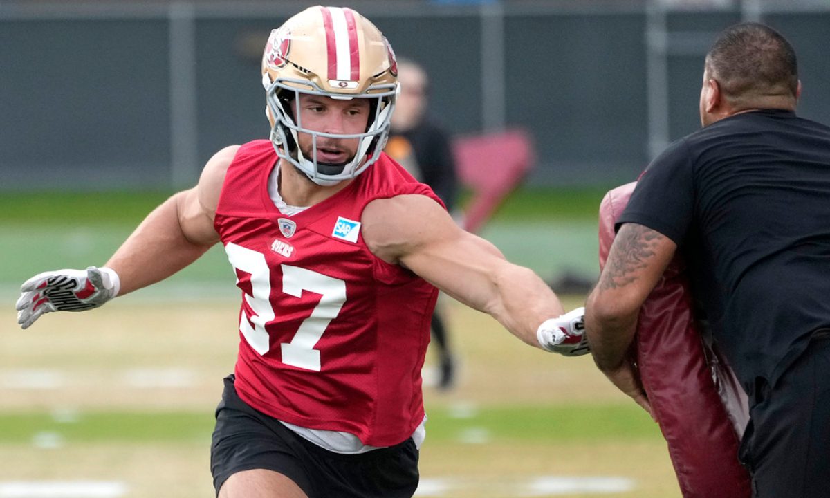 "Super Bowl 58 Odds and Expert Predictions: Chiefs vs. 49ers Showdown"