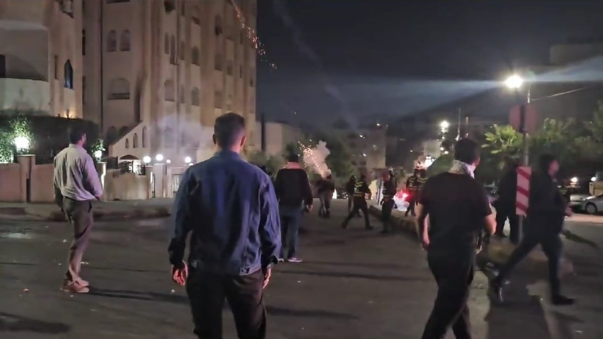 "Violent Protests Erupt as Jordanians Target Israeli Embassy Following Gaza Hospital Attack"