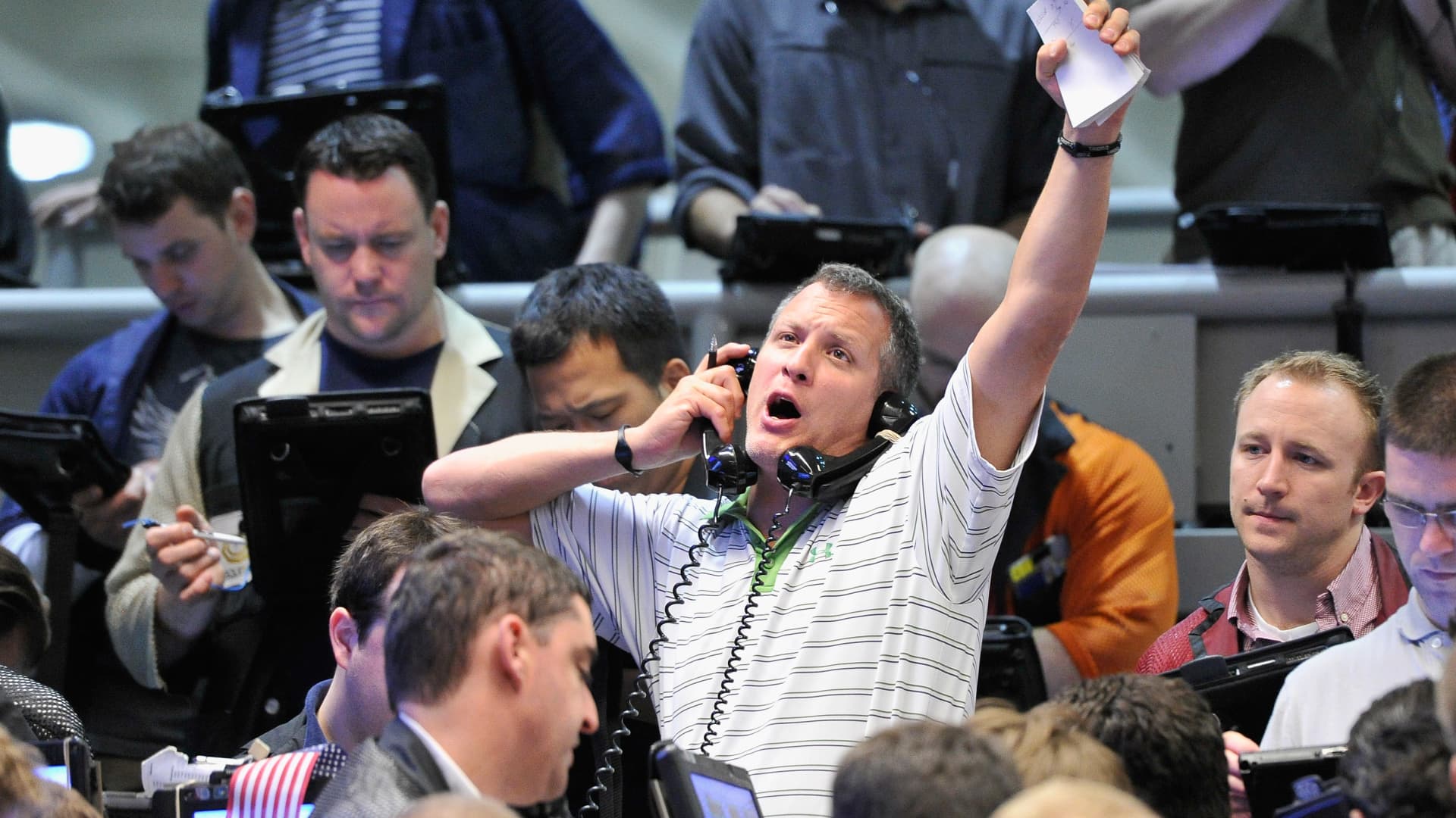 "Retirement Plan and Investment Giant BlackRock Make Portfolio Moves Amid High Inflation"