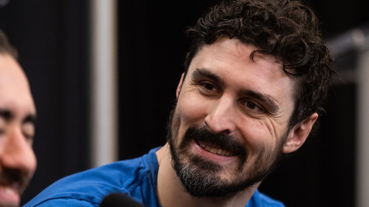 Featured image for Chris Kreider's Trade to Anaheim Sparks New Beginnings and Team Reactions