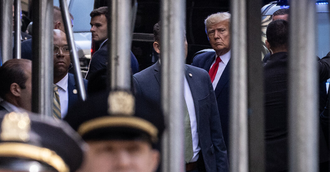 "Trump campaign profits from fake mugshot t-shirt sales"