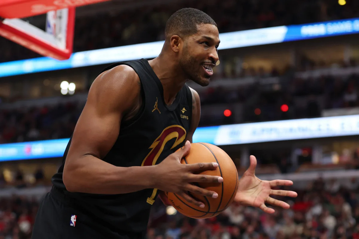 Featured image for "Tristan Thompson Suspended 25 Games by NBA for Violating Anti-Drug Program"