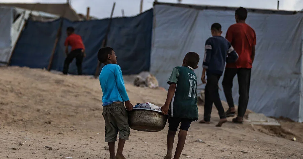 Gaza Ceasefire Talks Begin in Egypt Amid U.S. Pressure and Hamas Demands