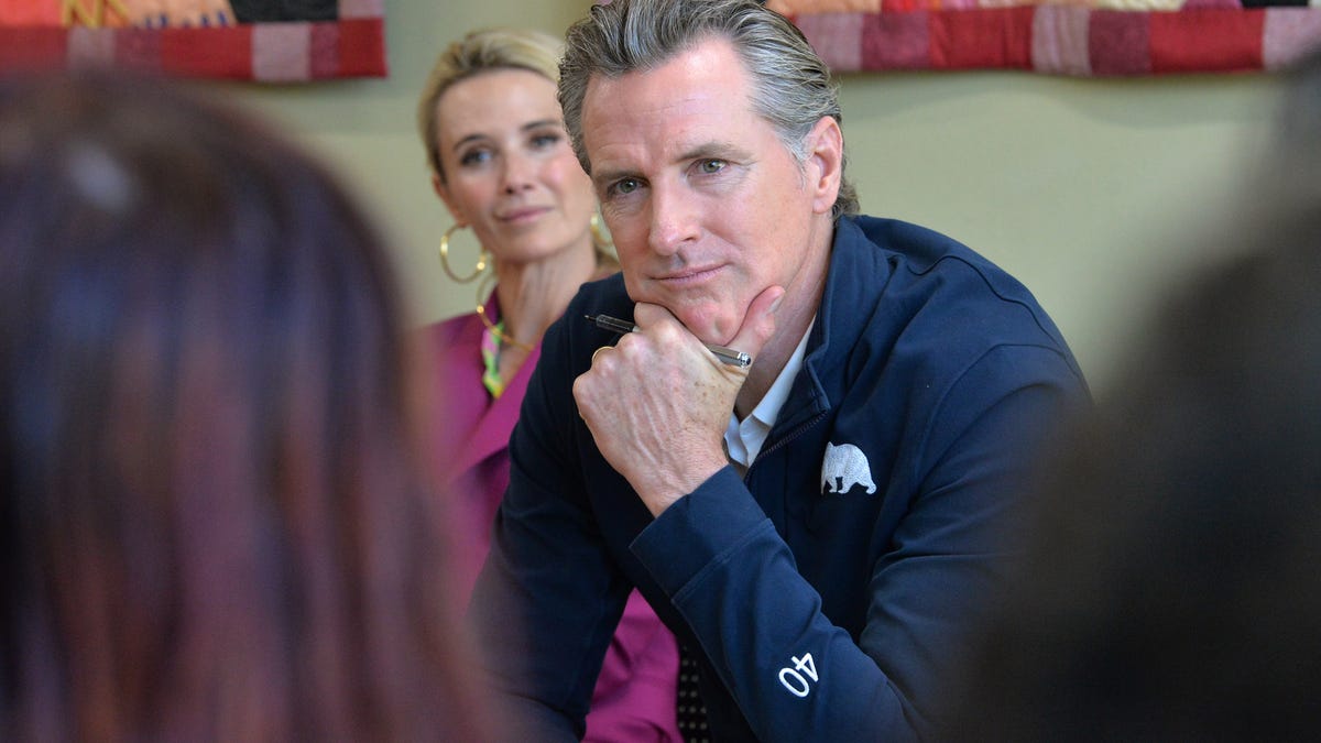 Featured image for Newsom Confronts DeSantis on Education Policies in Florida