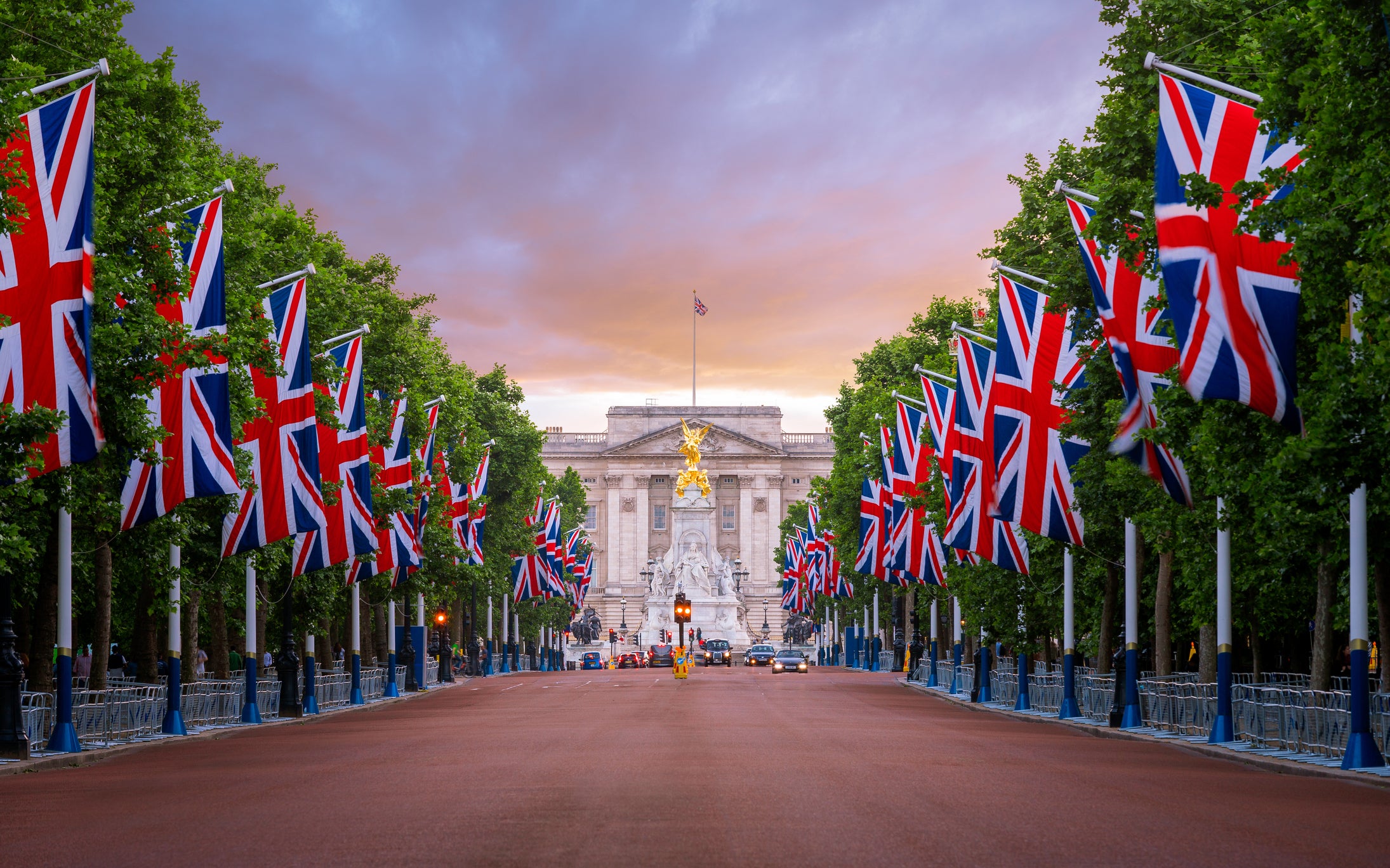 "Preparing for King Charles III's Coronation: Travel, Dress Code, and Public Interest"