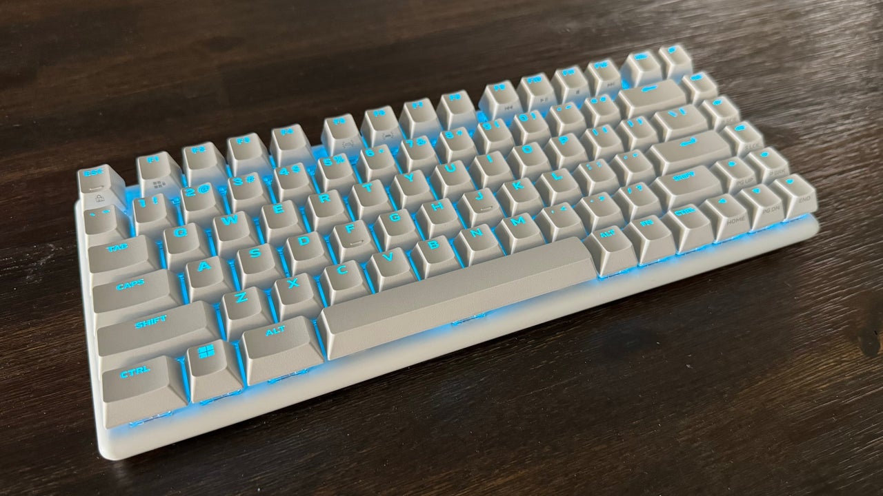 Featured image for "Ultimate Review: Alienware Pro Wireless Keyboard"