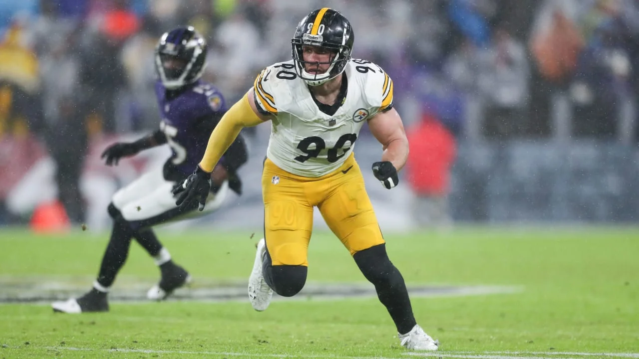"Steelers' T.J. Watt Faces Playoff Uncertainty with Suspected Grade 3 MCL Sprain"