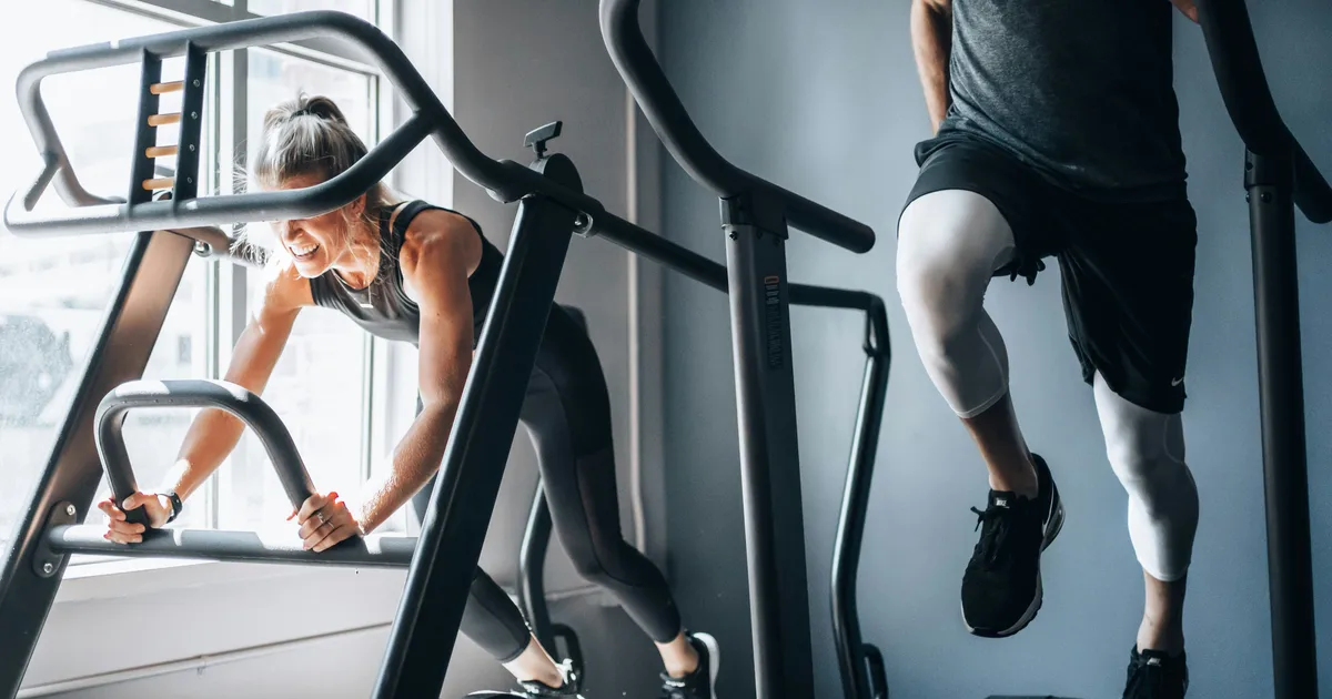 Featured image for Walking and Simple Habits Significantly Lower Dementia and Alzheimer's Risk