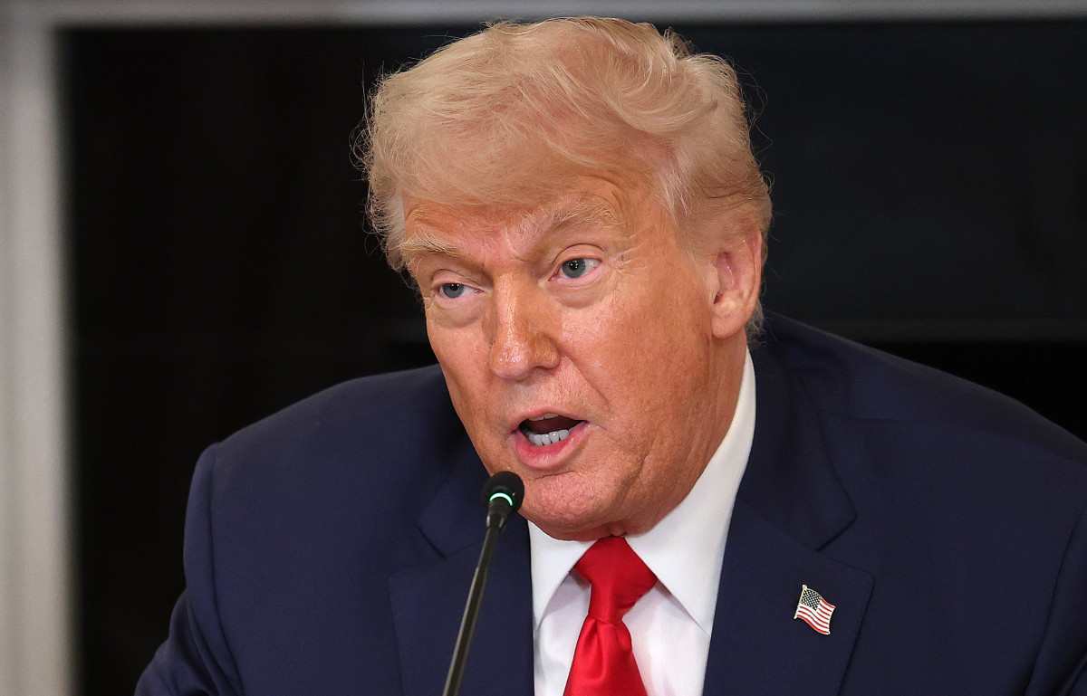 Featured image for Trump Family Divests from Crypto and High-Stakes Ventures Amidst Controversy