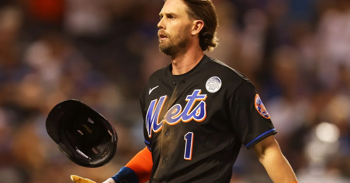 Blue Jays' Chris Bassitt Shuts Out Mets, Rushes Home for Child's Birth