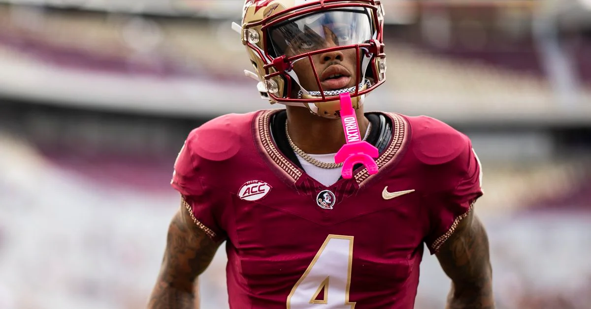"Florida State Holds Steady at No. 4 in College Football Playoff Rankings"