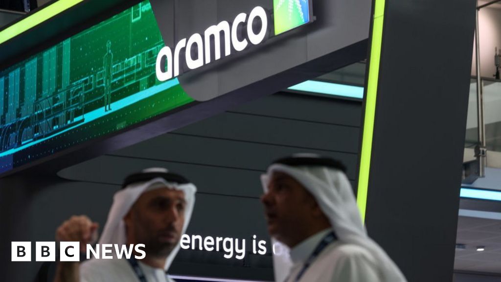 Featured image for "Aramco Maintains Dividend Growth Despite Profit Decline"