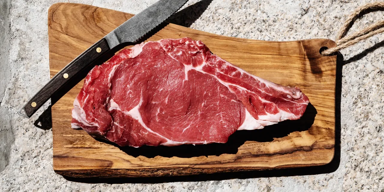 Period Steak Myth Debunked: Iron, Cramps, and Real Dietary Help